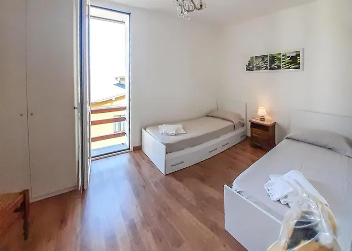 Casa Cinzia * באוונו